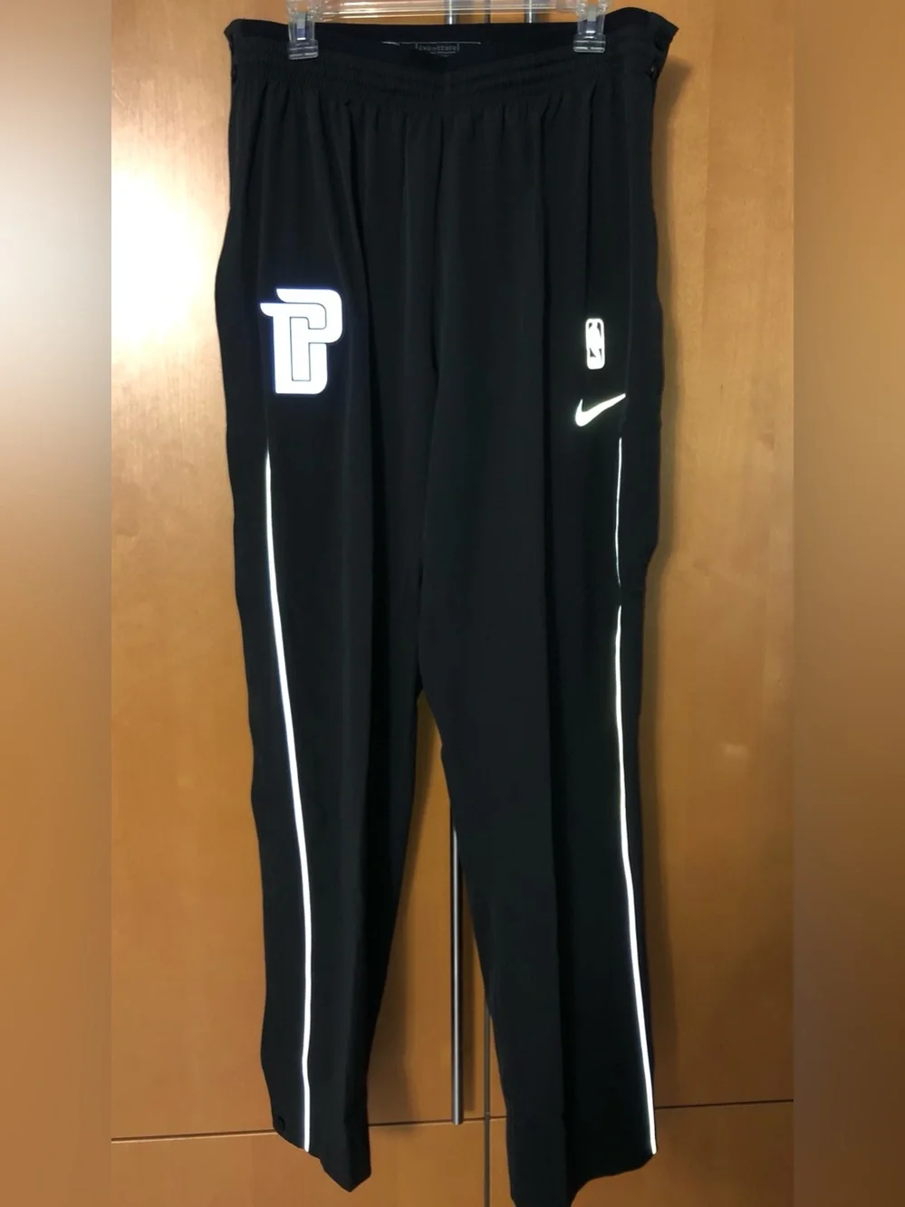 Nike Detroit Pistons Player Issue Warm Up Tearaway Pants US XL-T 907510-014 NBA